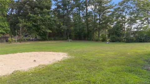 Exterior - 4612 Edrie Dr, Sutherland, VA 23885 photo 14 of 14