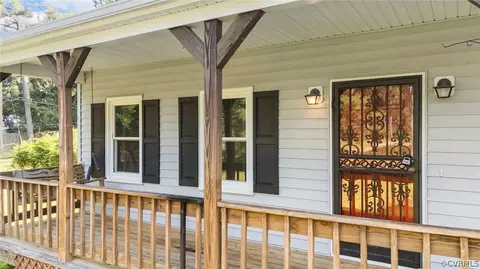 Exterior - 4612 Edrie Dr, Sutherland, VA 23885 photo 3 of 14