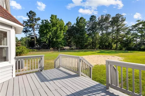 Exterior - 4612 Edrie Dr, Sutherland, VA 23885 photo 7 of 14