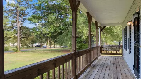 Exterior - 4612 Edrie Dr, Sutherland, VA 23885 photo 4 of 14