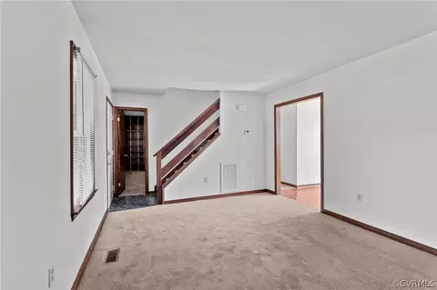 Living - 4612 Edrie Dr, Sutherland, VA 23885 photo 3 of 7