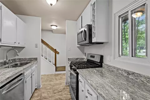 11739 S Briar Patch Dr, Midlothian, VA 23113 photo 11