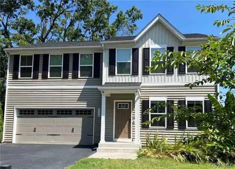 8000 Oxer Rd, North Chesterfield, VA 23235