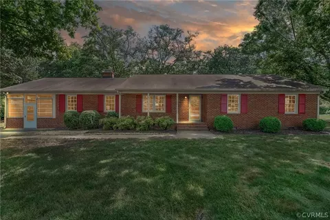 14051 S Carriage Ln, Midlothian, VA 23114