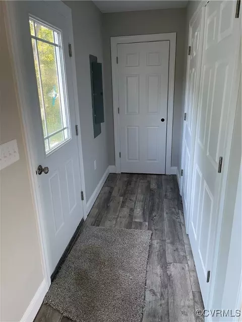 Entry Way - 3052 Mitchells Mill Rd, Aylett, VA 23009 photo 1 of 1