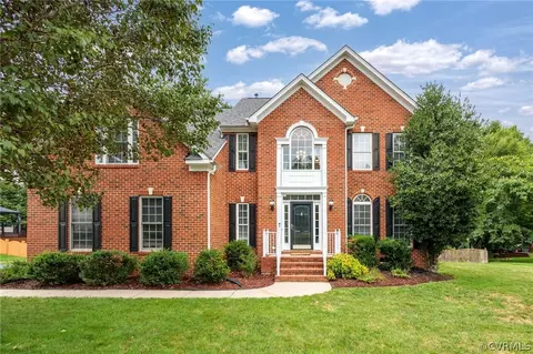 10206 Brightstone Dr, Midlothian, VA 23112