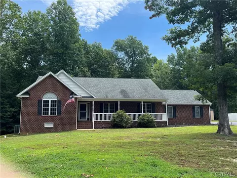 9555 Taylors Grove Rd, Quinton, VA 23141