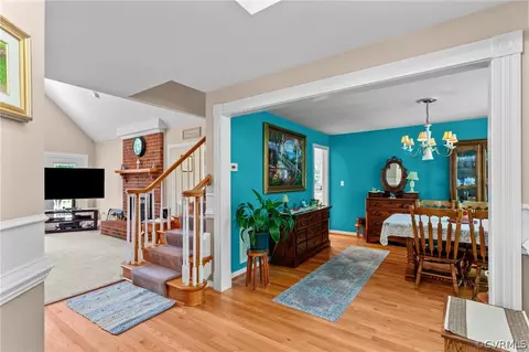 4732 Pompton Ln, Chester, VA 23831 photo 8