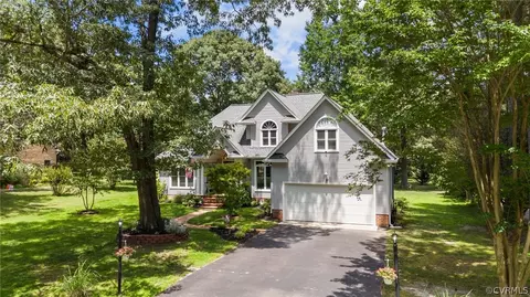 4732 Pompton Ln, Chester, VA 23831 photo 2