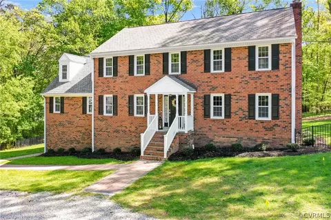 14403 Michaels Ridge Rd, Midlothian, VA 23113 photo 2
