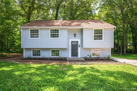 1019 Sonnet Hill Dr, North Chesterfield, VA 23236