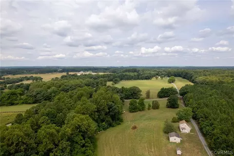 636 Rock Creek Ln, Dillwyn, VA 23936