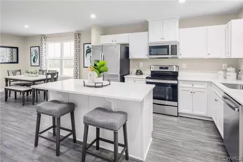 6536 Carters Walk Ln, North Chesterfield, VA 23234