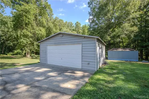 2929 Speeks Dr, Midlothian, VA 23112 photo 6
