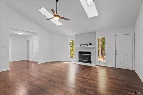 14307 Spring Gate Rd, Midlothian, VA 23112 photo 11