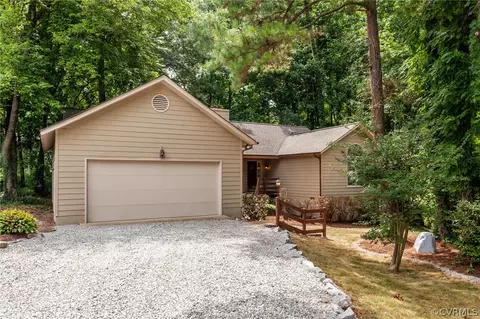 14307 Spring Gate Rd, Midlothian, VA 23112