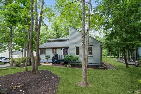 Exterior - 13914 Barnes Spring Rd, Midlothian, VA 23112 photo 2 of 7