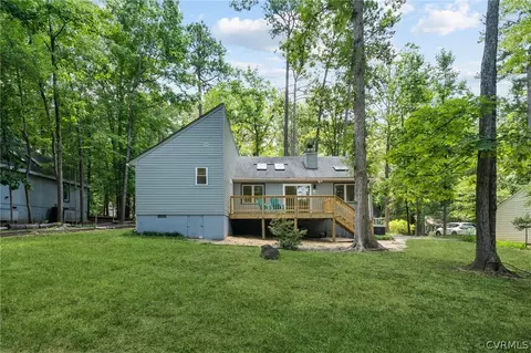 Exterior - 13914 Barnes Spring Rd, Midlothian, VA 23112 photo 6 of 7