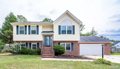 5604 Silver Fox Ln, Prince George, VA 23875