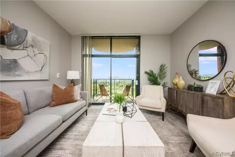 1101 Haxall Pt #U806, Richmond, VA 23219