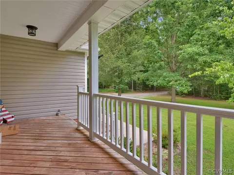 Exterior - 19150 S Crater Rd, Carson, VA 23830 photo 5 of 11