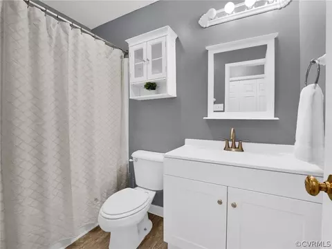 Bath - 19150 S Crater Rd, Carson, VA 23830 photo 1 of 3