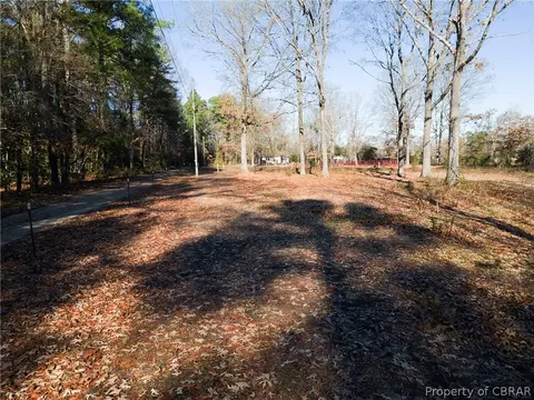 5825 Riverview Park Rd, Gloucester, VA 23061 photo 4