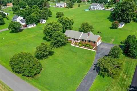 5412 Mantilo Creek Rd, Mechanicsville, VA 23116