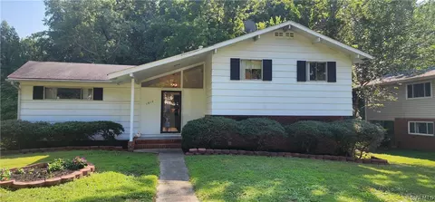 1910 Buckner St, Petersburg, VA 23805