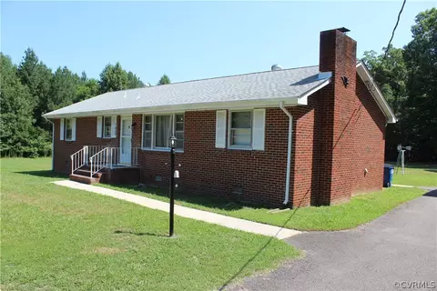 7640 Woodpecker Rd, Chesterfield, VA 23838