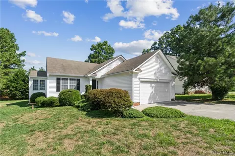15912 Searchlight Ct, Chester, VA 23831