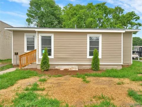 105 S 6th Ave, Hopewell, VA 23860
