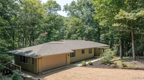 104 Montague Cir, Williamsburg, VA 23185