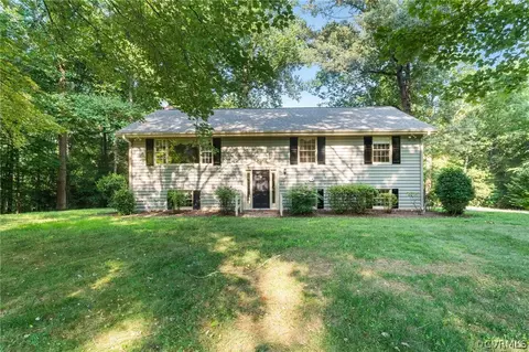 653 Purkins Rd, Tappahannock, VA 22560