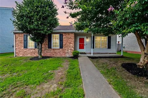 828 Old Denny St, Richmond, VA 23231