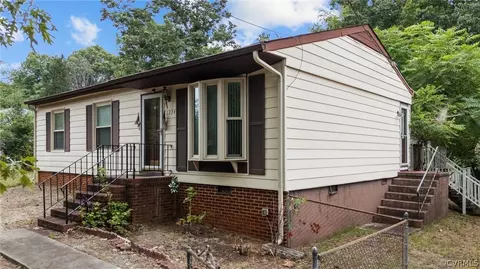2224 Mountain View Rd, Powhatan, VA 23139