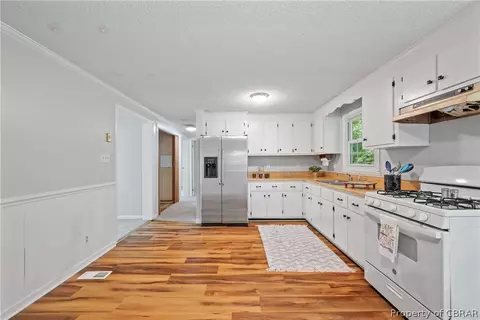 6769 Hilltop Dr, Gloucester, VA 23061 photo 12