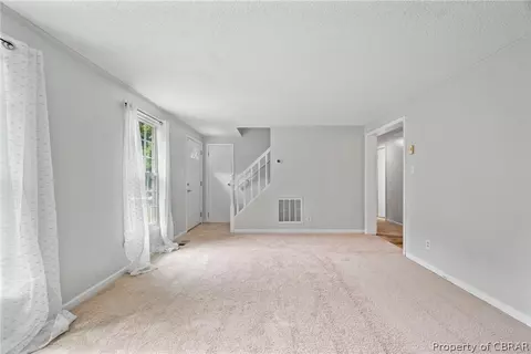 6769 Hilltop Dr, Gloucester, VA 23061 photo 8