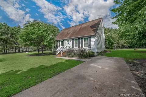 6769 Hilltop Dr, Gloucester, VA 23061 photo 5
