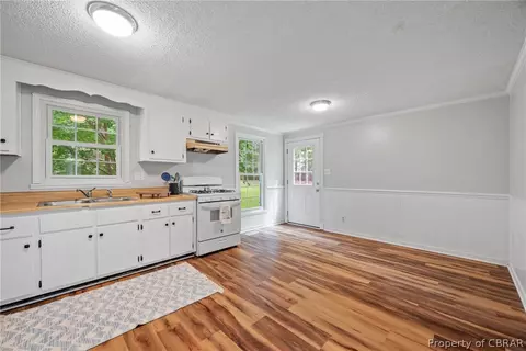 6769 Hilltop Dr, Gloucester, VA 23061 photo 10