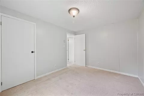 6769 Hilltop Dr, Gloucester, VA 23061 photo 17