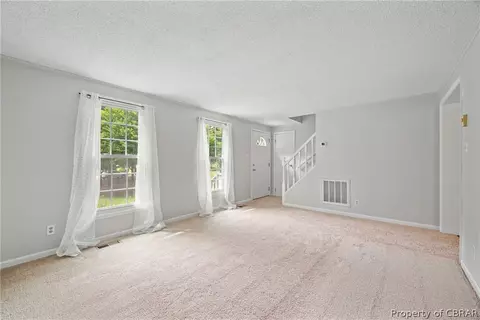 6769 Hilltop Dr, Gloucester, VA 23061 photo 9