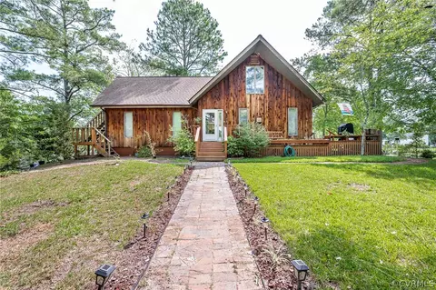 73 Oakley Pointe Ln, Mathews, VA 23109
