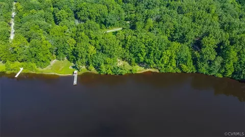 00 Perch St, Louisa, VA 23065