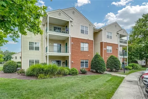 9601 Links Way #G, Glen Allen, VA 23059