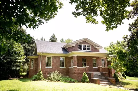 412 First Ave, Farmville, VA 23901