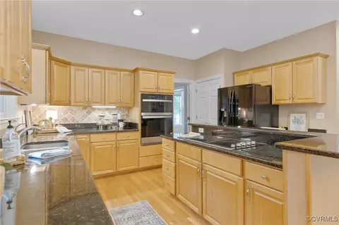 6121 Fox Haven Pl, Midlothian, VA 23112 photo 8