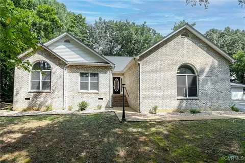 2615 Butterwood Dr, Powhatan, VA 23139