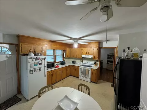 8386 Colonial Trl, Surry, VA 23883 photo 6