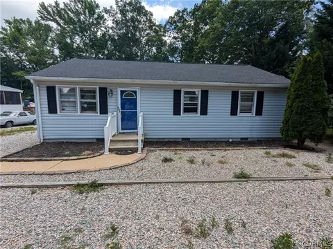 1315 Enon Ave, Chester, VA 23836
